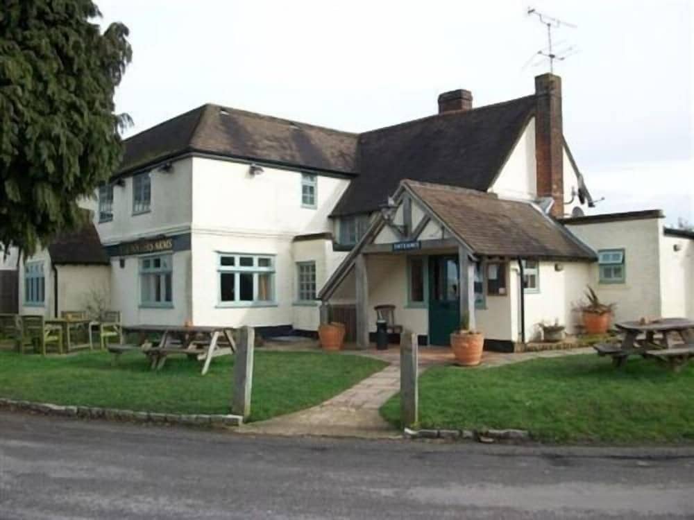The Potters Arms The Potters Arms