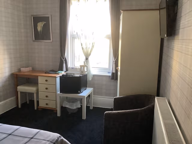 Comfort Single Room