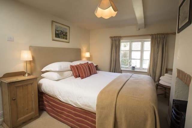 Cottage, Private Bathroom (Ivy - Self Catering)
