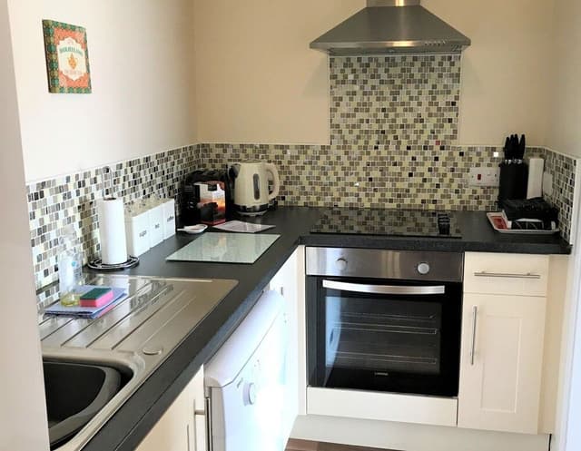 Premium Apartment, Ensuite (Beachview Sleeps 3 )