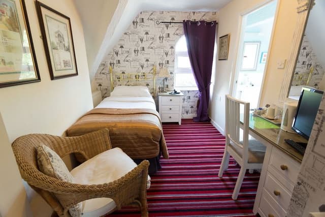 Budget Single Room, Ensuite