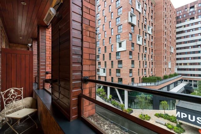 Deluxe Room, 1 King Bed, Non Smoking, Balcony