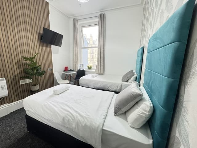 Standard Twin Room, Ensuite