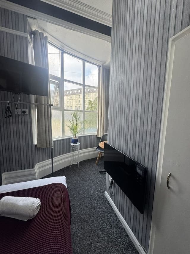 Standard Single Room, Ensuite