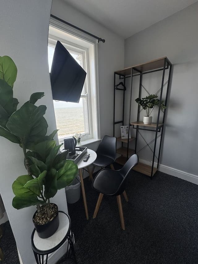 Standard Twin Room, Ensuite, Sea View