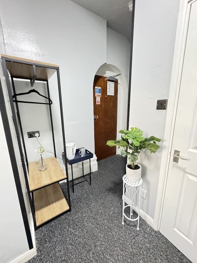 Standard Single Room, Ensuite