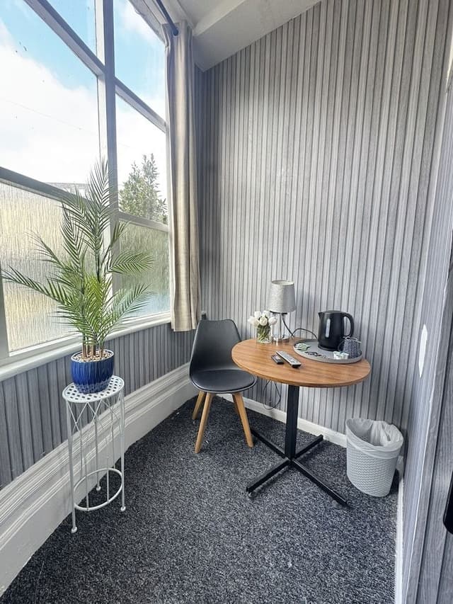 Standard Single Room, Ensuite