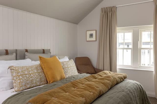 Coach House Suite