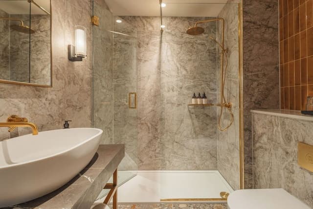 The Molyneaux Suite