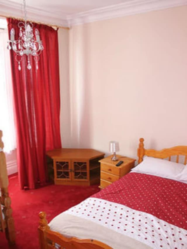 Economy Triple Room, Shared Bathroom