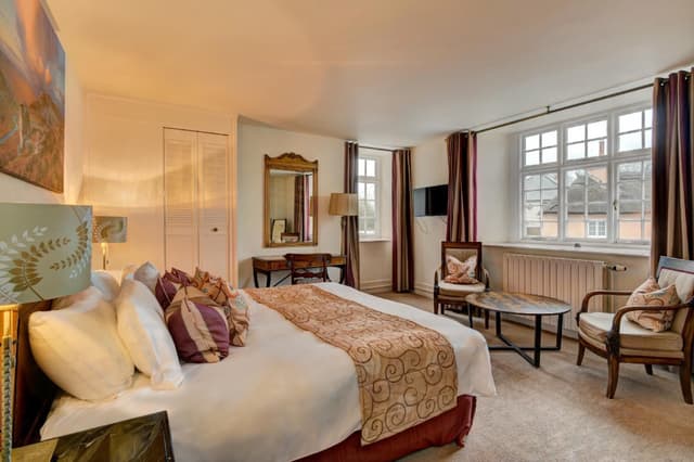 King-Ensuite-Bed & Breakfast