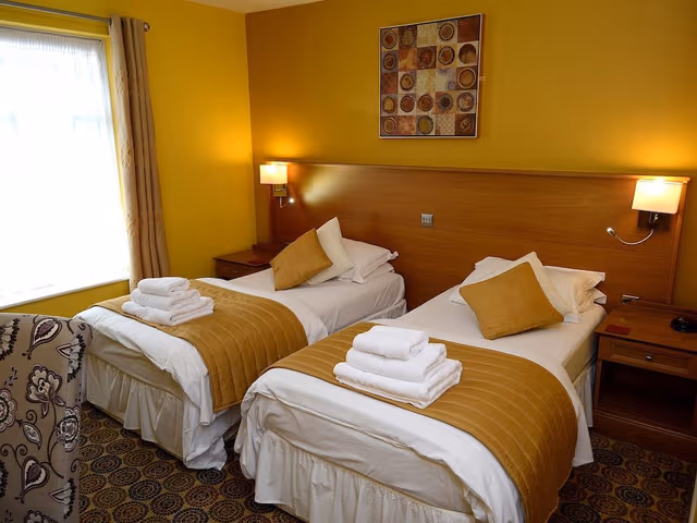 Twin Room, Ensuite