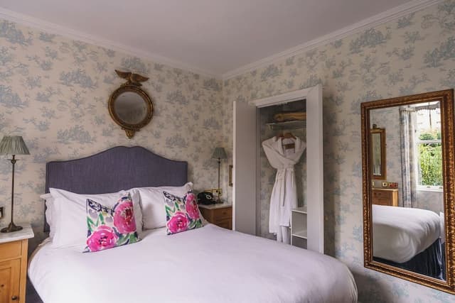 Standard Double Room, Ensuite