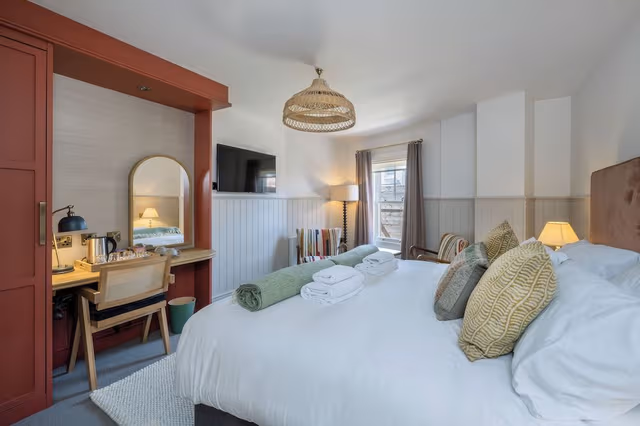 Standard Double Room, 1 Queen Bed