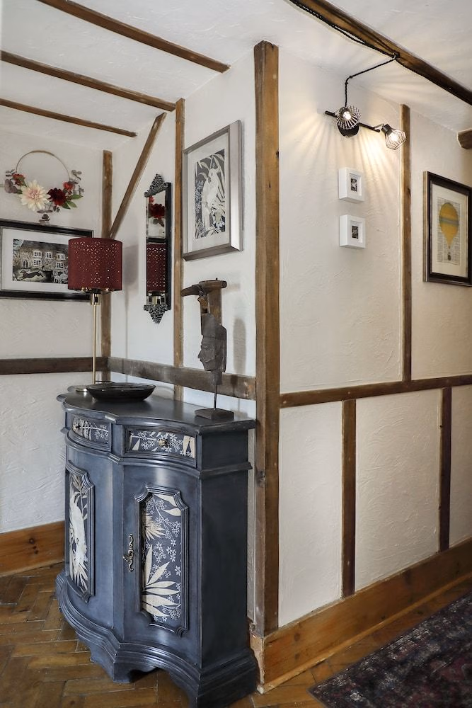 Woodleys Farm House4