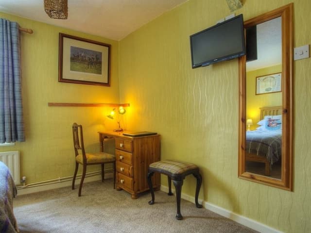 Standard Single Room, Ensuite