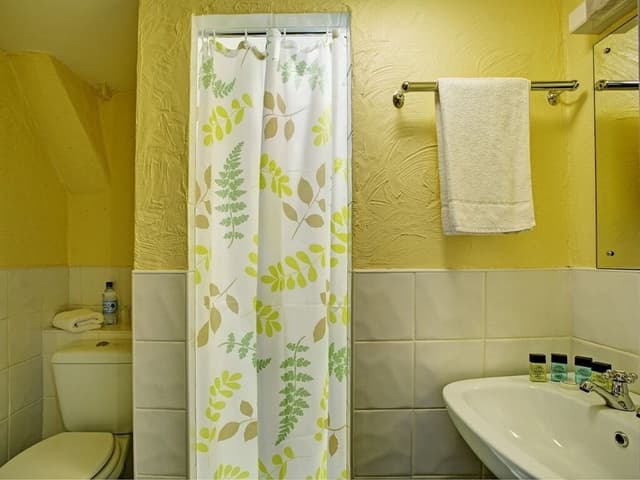Standard Single Room, Ensuite