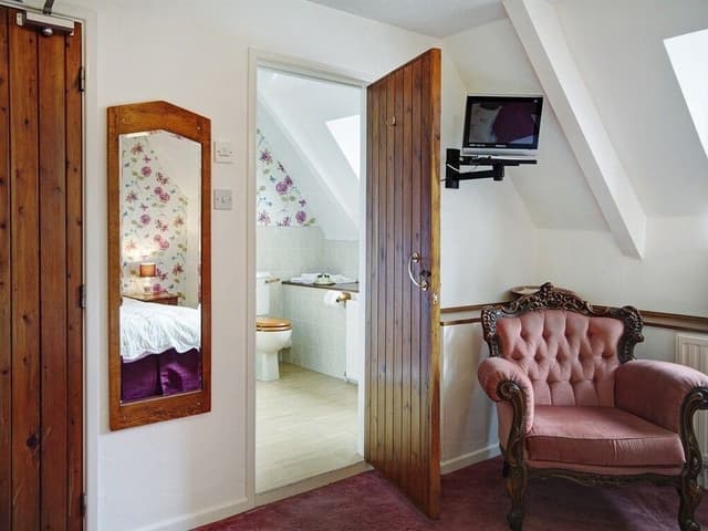 Standard Twin Room, Ensuite