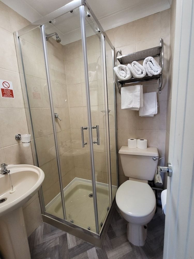 Lancastria Hotel4