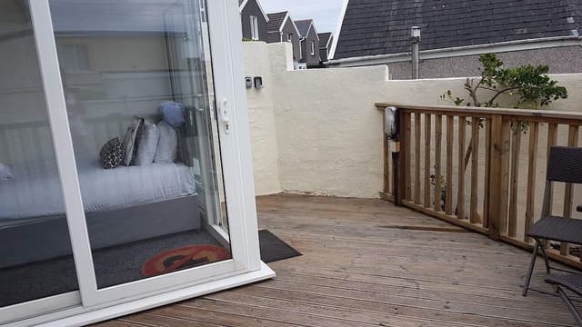 Basic Single Room, 1 Twin Bed, Ensuite