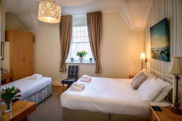 Triple Room, Ensuite