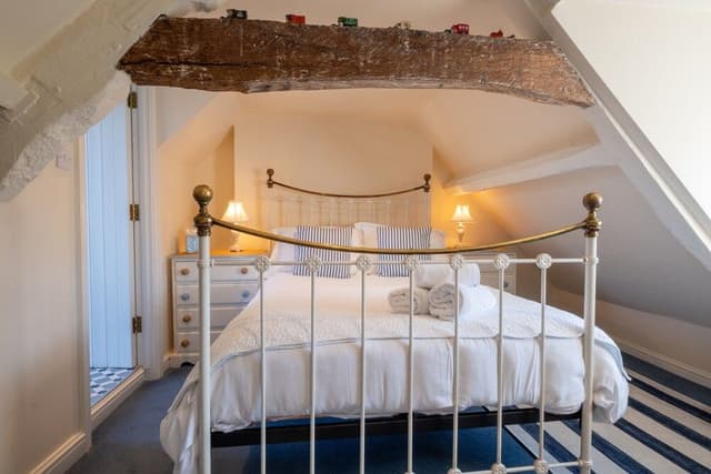 Basic Double Room, Ensuite