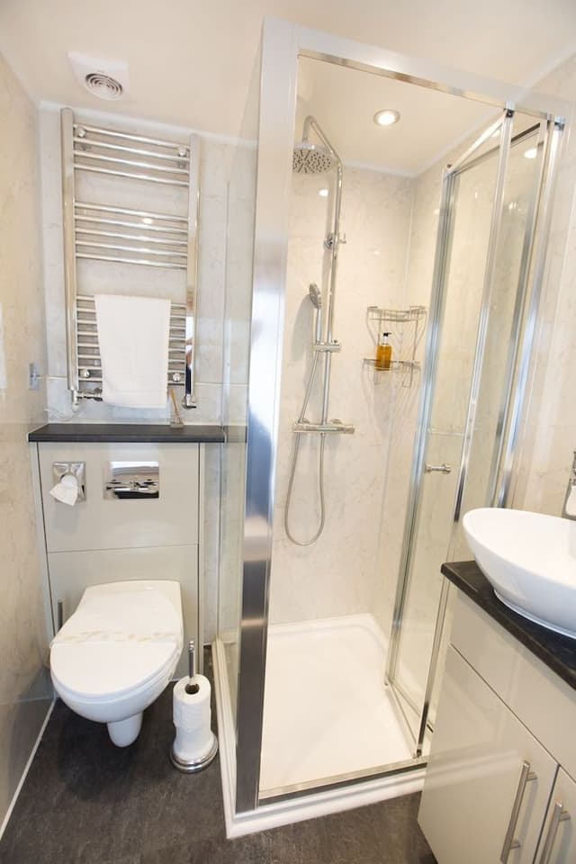 Twin Room, Ensuite