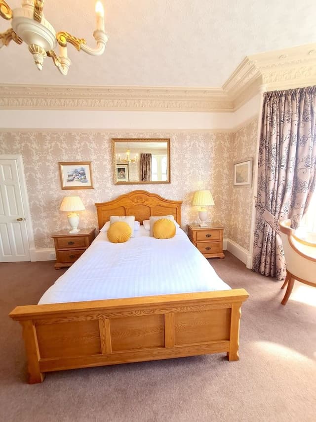 Room, 1 King Bed, Sea View (Room 6)