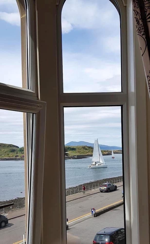 Room, 1 King Bed, Sea View (Room 6)