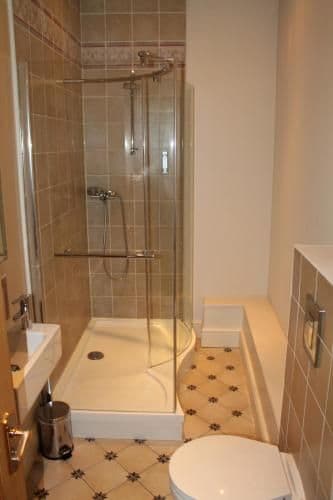 Double room-Standard-Shared Bathroom