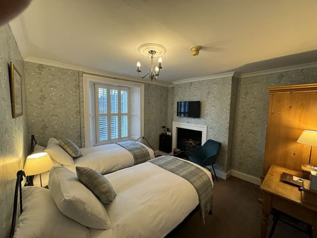 Twin Room, Ensuite