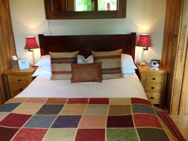 3- Pheasants Flight Lodge-Lodge-Deluxe-Ensuite with Shower