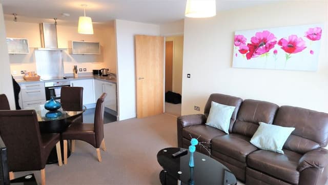 City Apartment, 2 Bedrooms