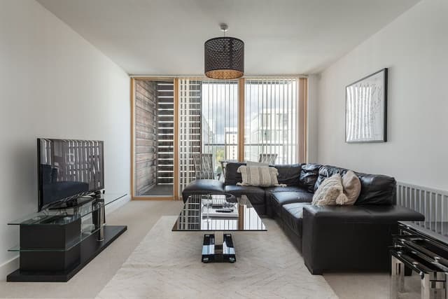 City Apartment, 2 Double Beds