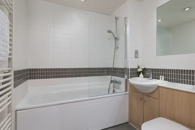 City Apartment, 2 Double Beds