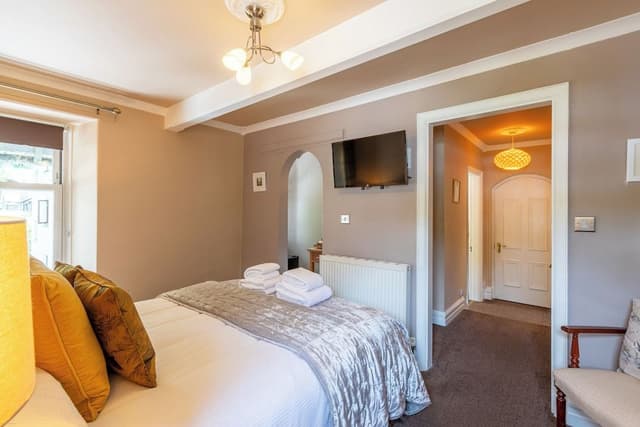 Superior Double Room, 1 King Bed, Bathtub