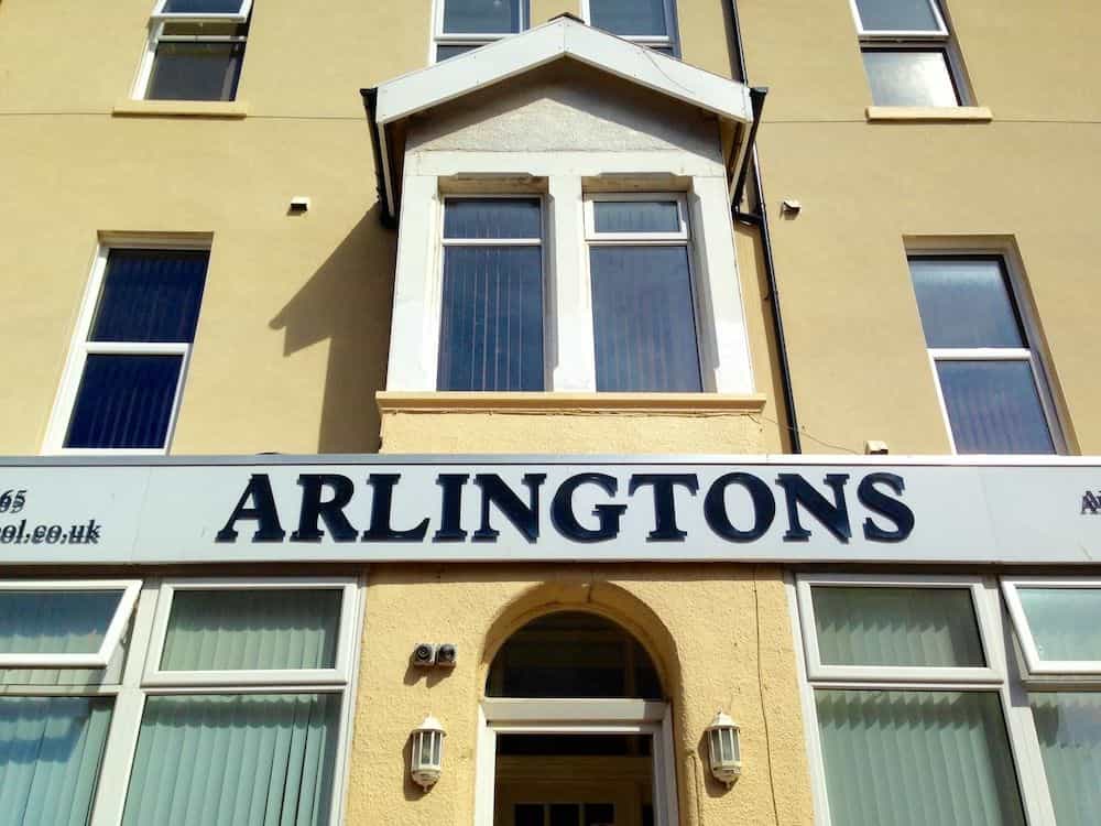 ARLINGTONS ARLINGTONS