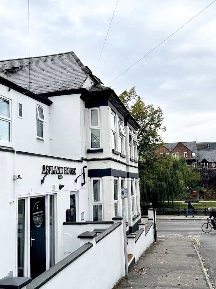 Riverside Hotel Bed and Breakfast Riverside Hotel Bed and Breakfast