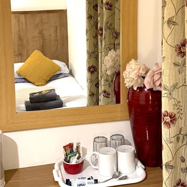 Standard Double or Twin Room, Ensuite