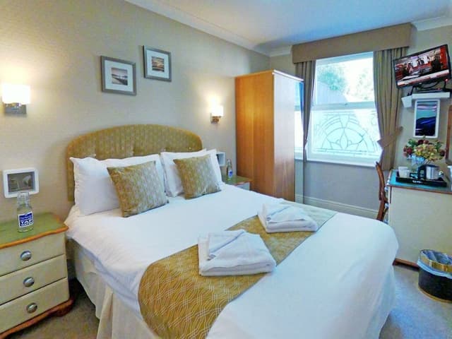 Standard Compact Room