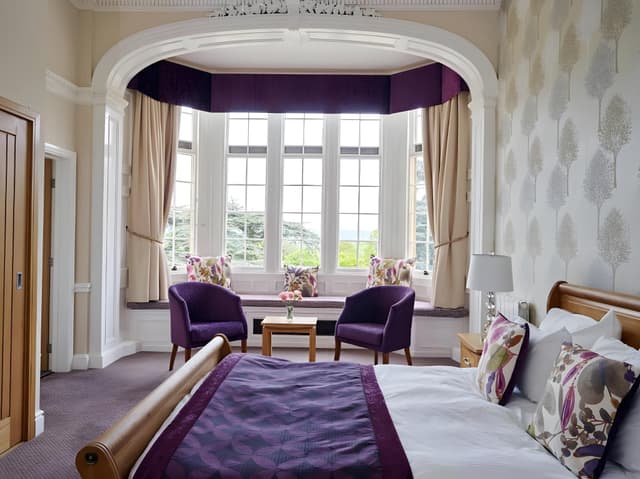 Suite with Lake View