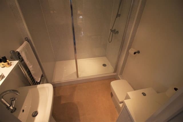 Standard Double Room, Ensuite