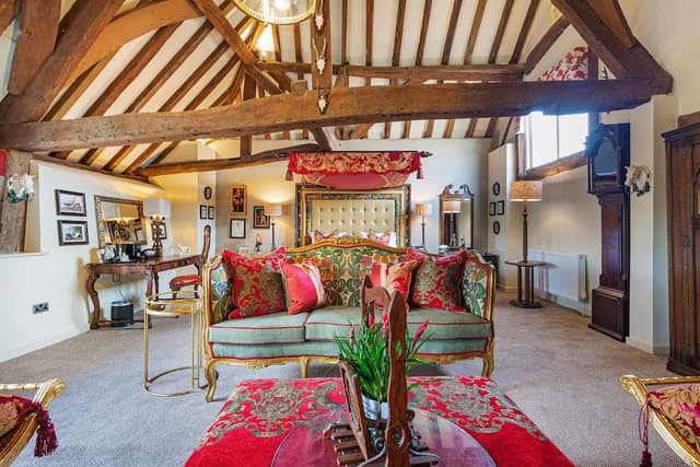 Deluxe Suite