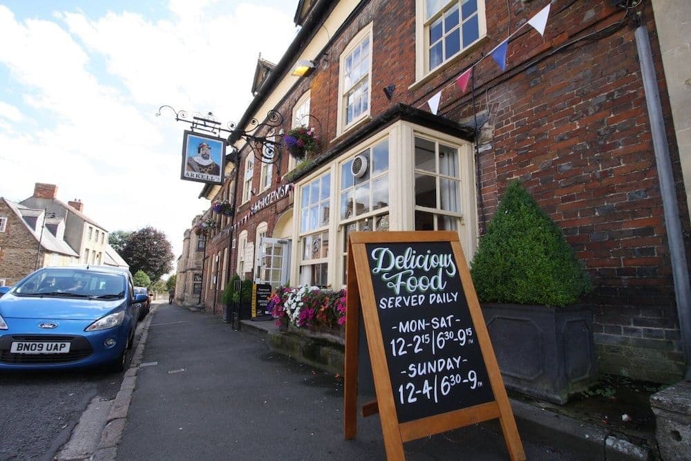 The Saracens Head Hotel The Saracens Head Hotel