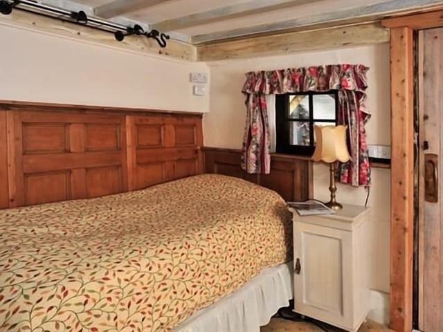 Twin Room (Tack Room)