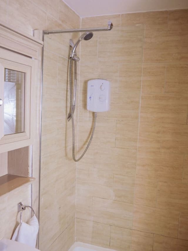 Executive Suite, Ensuite