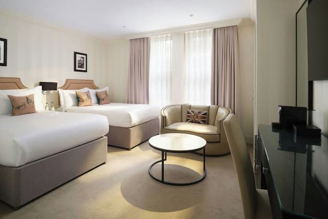Deluxe Room, 2 Twin Beds