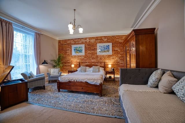 Standard Suite, Ensuite