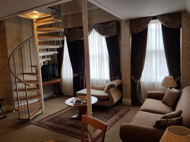 Suite
