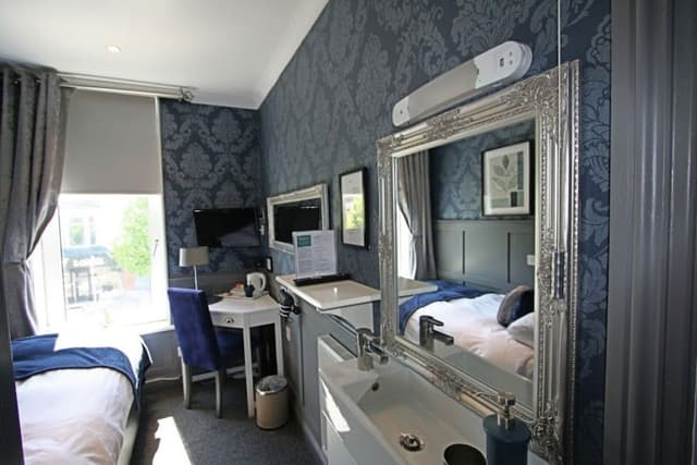 Superior Single Room, Ensuite